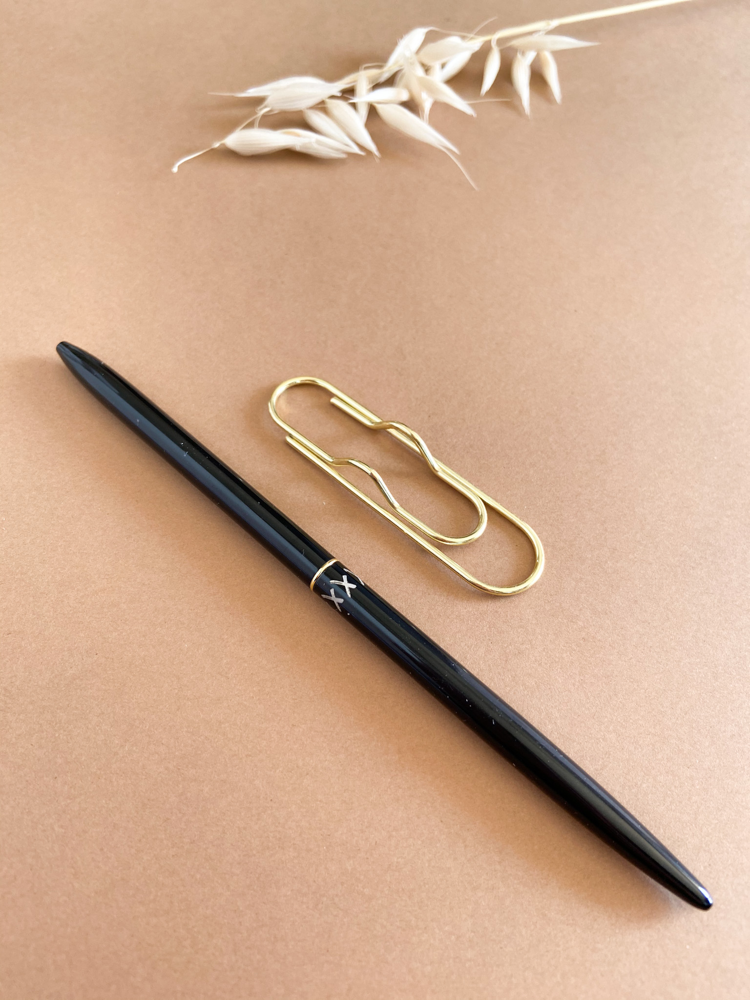 stylo ballpoint noir